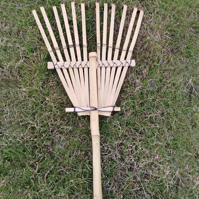 Leichter Bambus-Gress-Rührstangen-Garten-Rasen bauen schnell Laubrechen 32cm zusammen