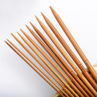 12Pcs stellte helle Bambusrundstricknadeln aussondern das spitze Stricken für handgemachtes DIY Stricken ein