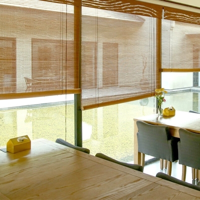Manuelles Pergola-Rollladen-Fenster Sun-Blatt-Innenbambusprivatleben im Freien drapieren