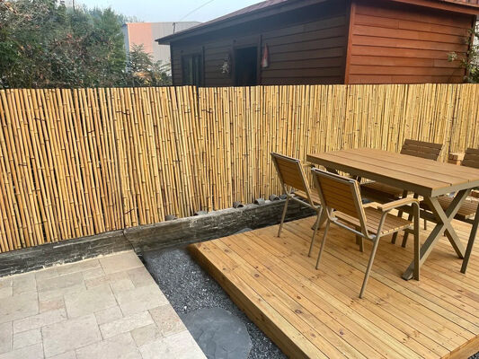 Wasserdichte und langlebige natürliche Bambuszäune für Garten und Landschaftsbau